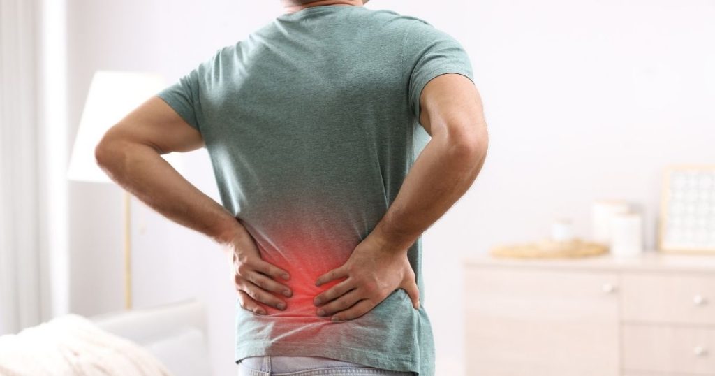 背痛舒緩全攻略：成因、位置解析與實用緩解技巧 - 健康生活